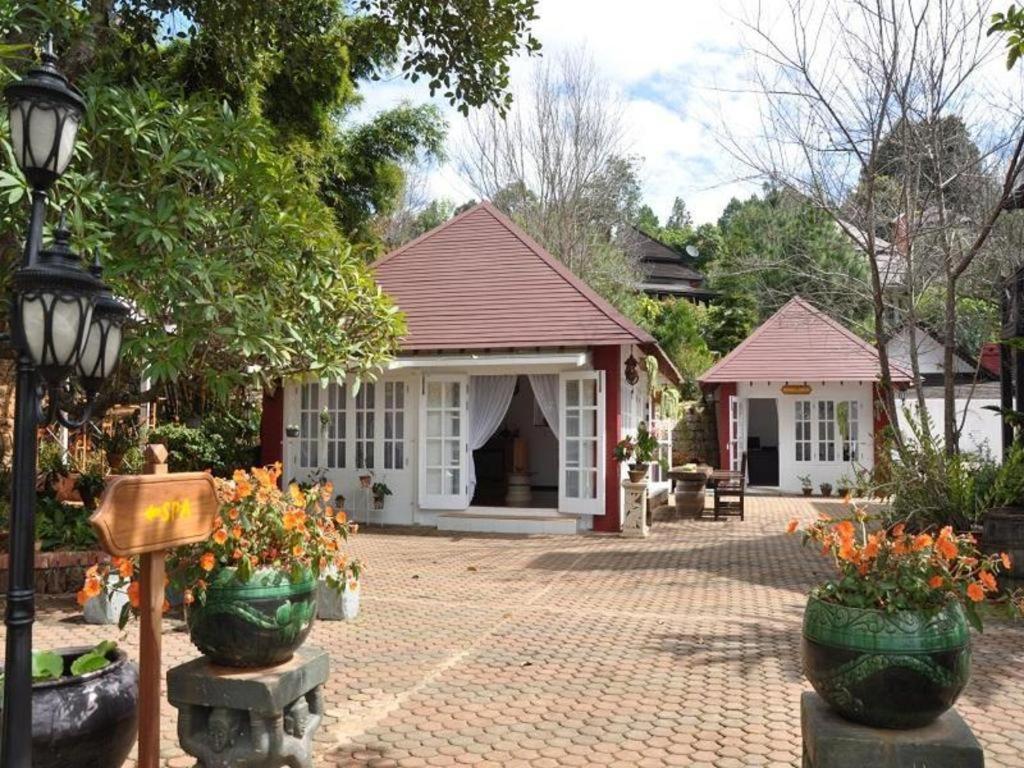 Royal Kalaw Hills Resort Exteriér fotografie